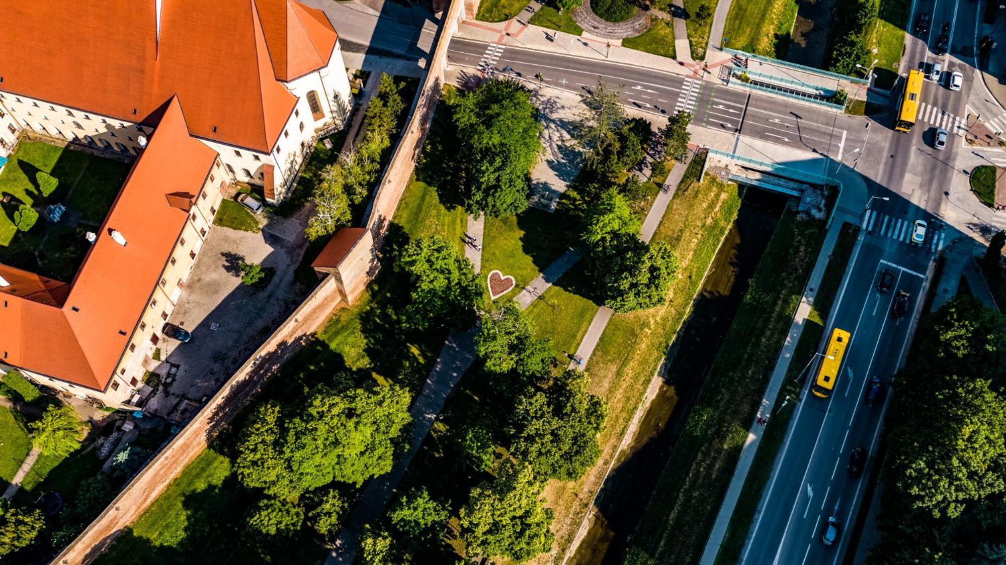 Milde'S Apartment Near The City Center - Hospodarska Street Trnava Bagian luar foto