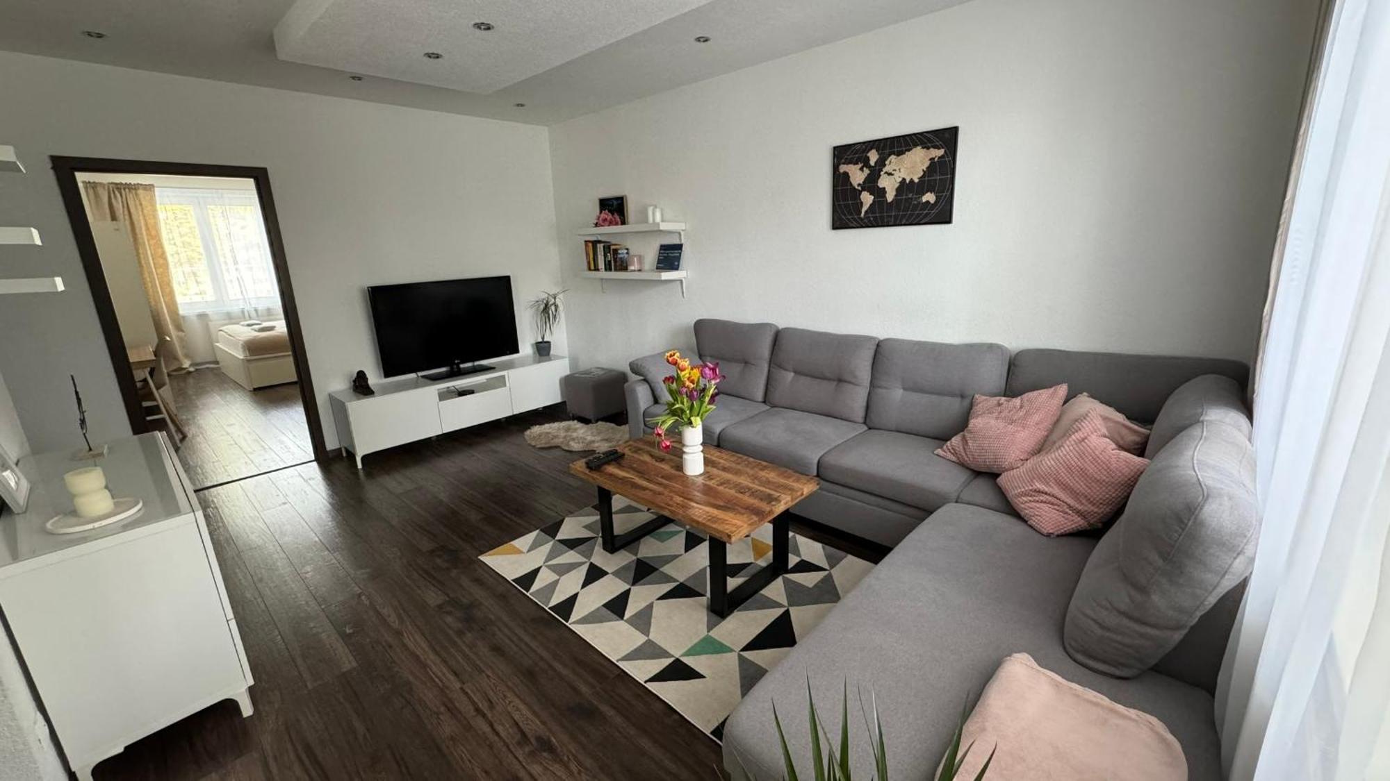 Milde'S Apartment Near The City Center - Hospodarska Street Trnava Bagian luar foto